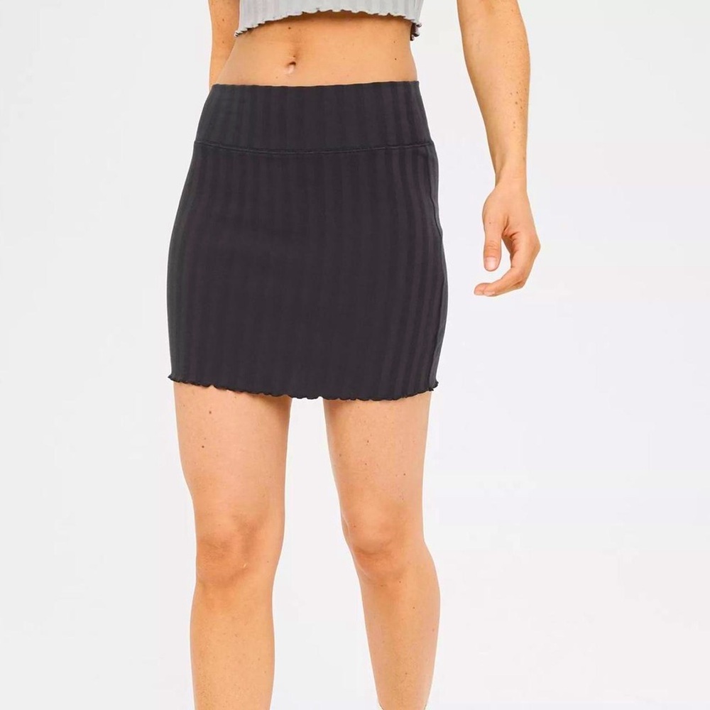 NWT! Aerie Offline OG Groove Mini Skirt Size M